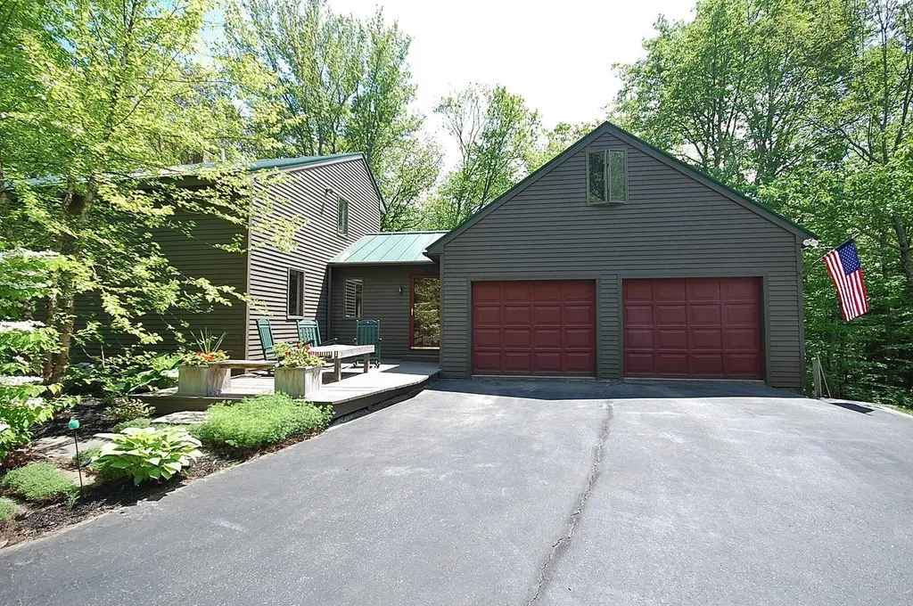 121 Hunter Road Freeport ME 04032