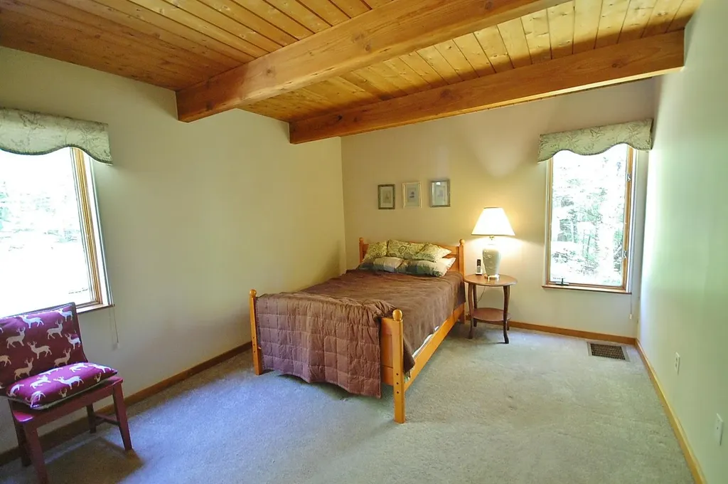 121 Hunter Road Freeport ME 04032