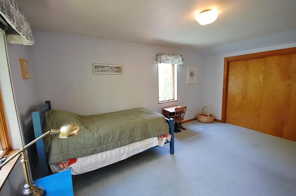 121 Hunter Road Freeport ME 04032