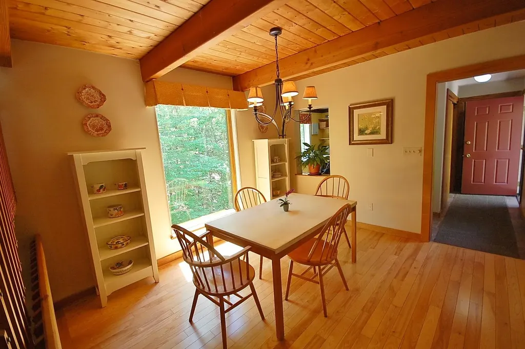 121 Hunter Road Freeport ME 04032