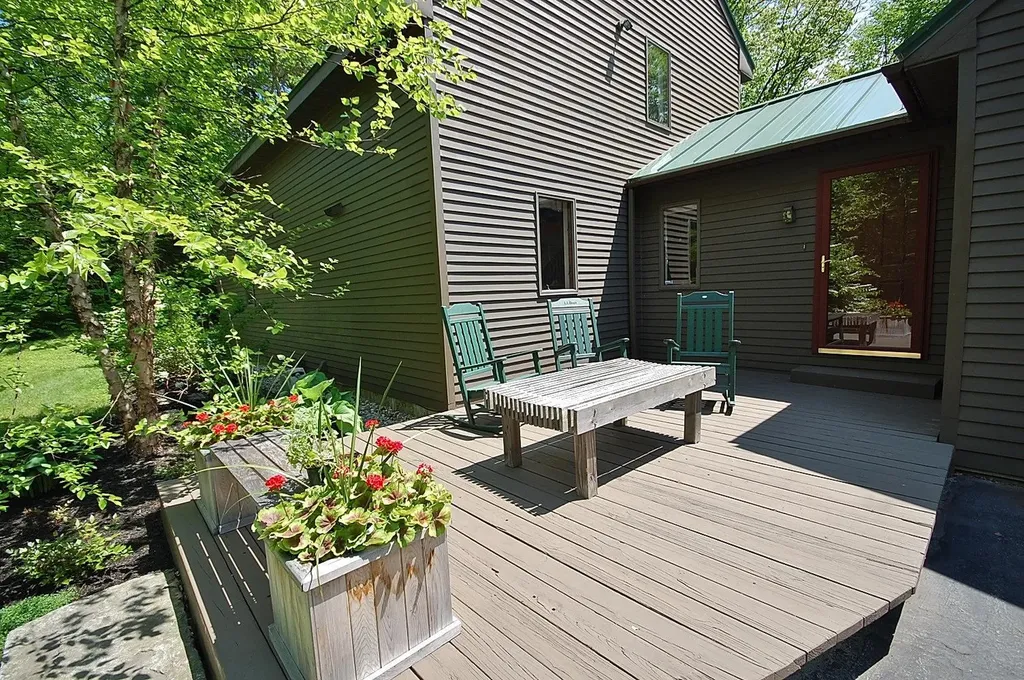 121 Hunter Road Freeport ME 04032