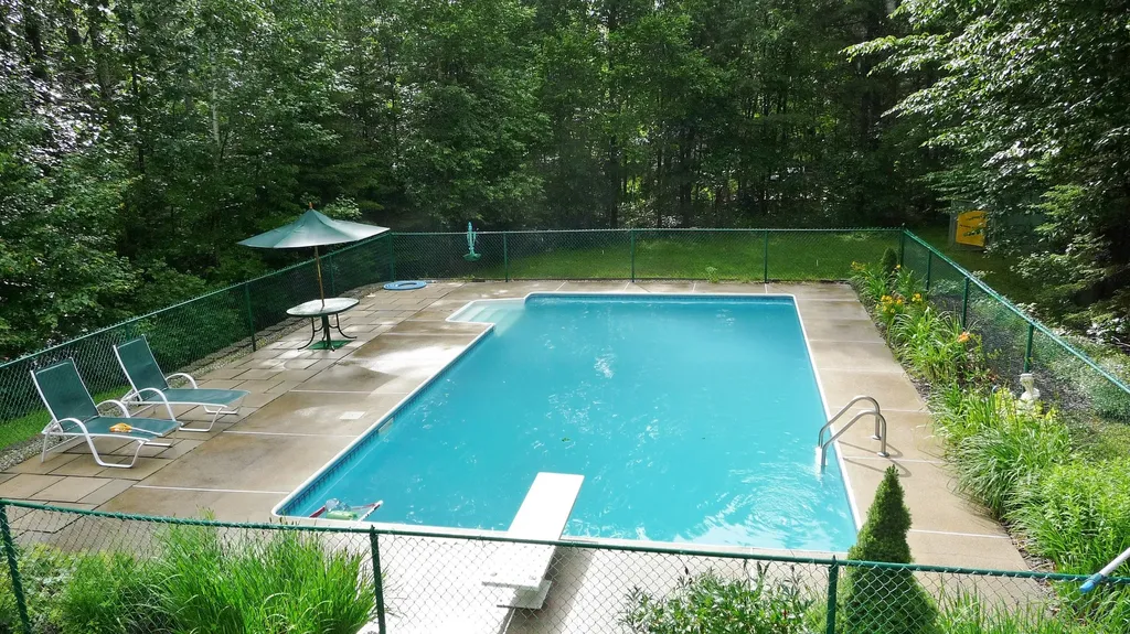 121 Hunter Road Freeport ME 04032