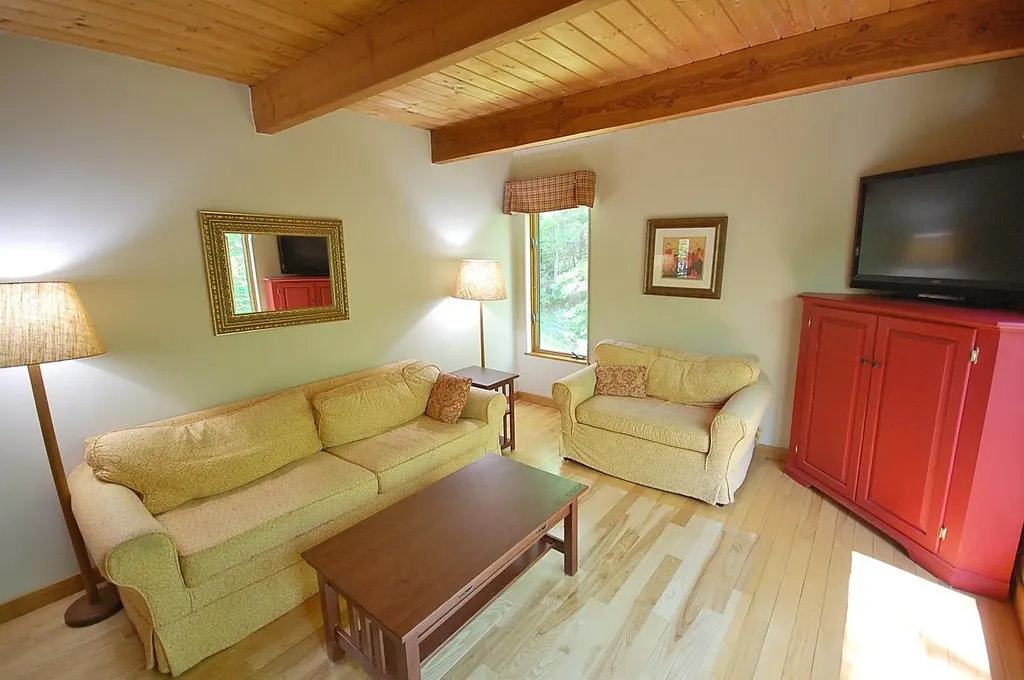 121 Hunter Road Freeport ME 04032