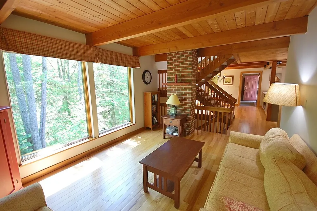 121 Hunter Road Freeport ME 04032