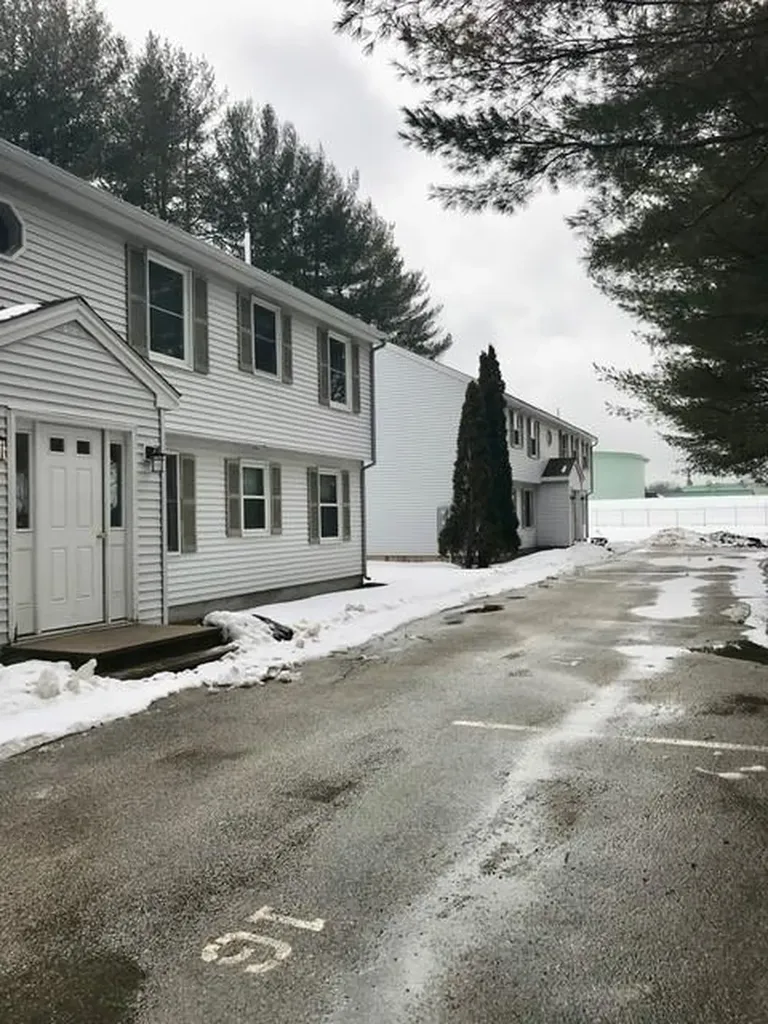 27 Hoyt Street South Portland ME 04106