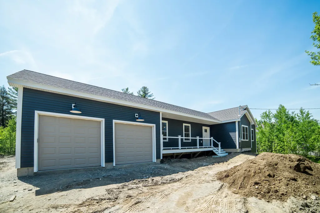 40 Madison Drive Levant ME 04456