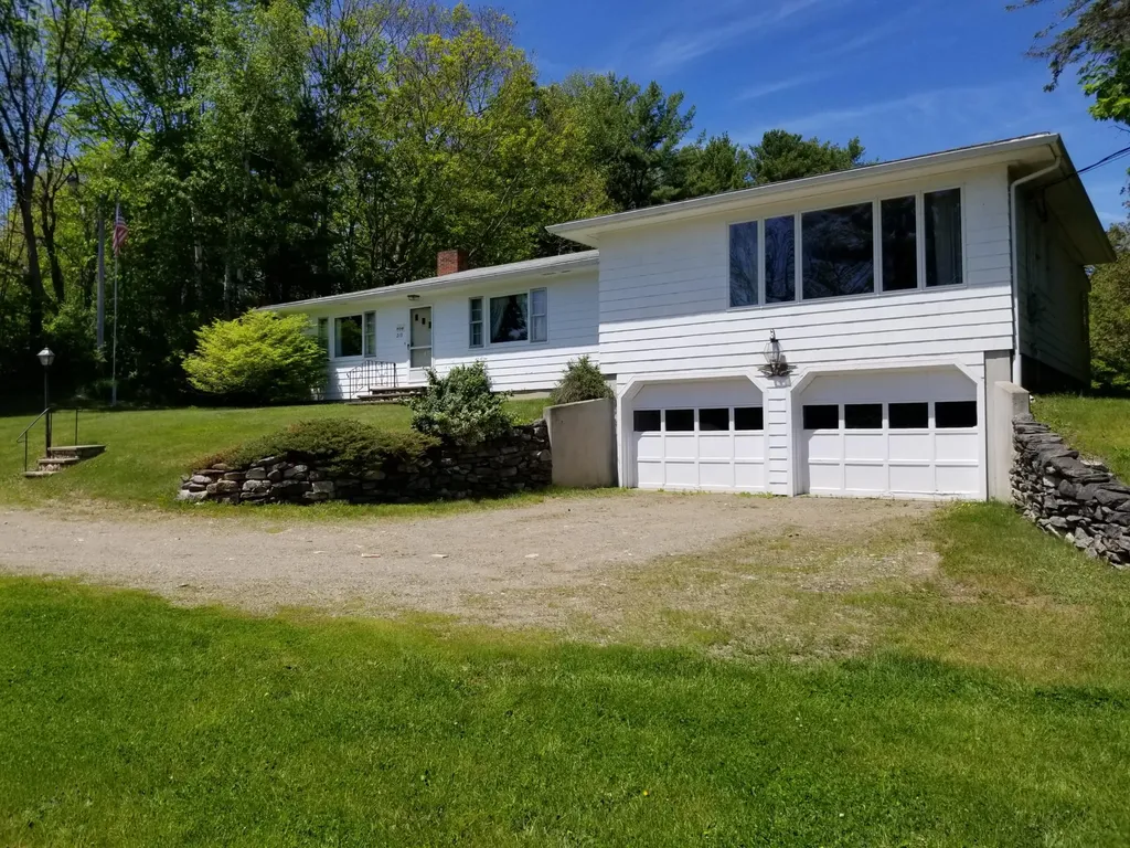 219 Bayview Road Nobleboro ME 04555