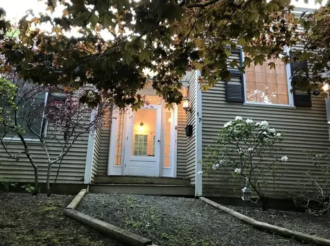 17 Spring Street Bar Harbor ME 04609