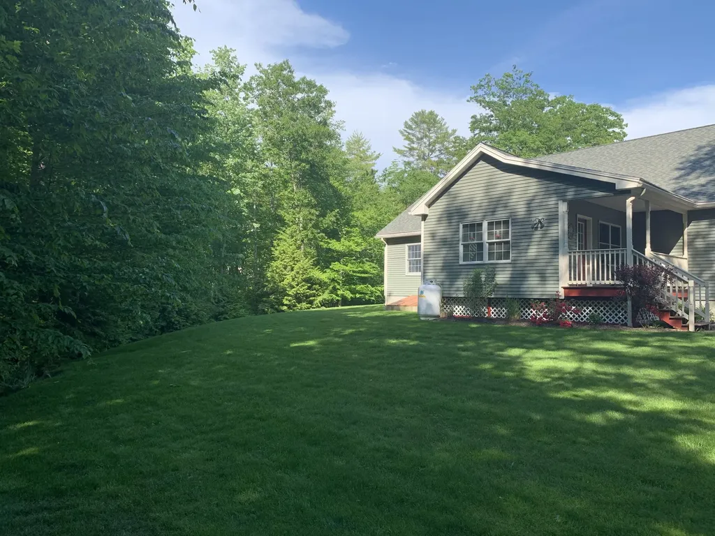 15 Upper Egypt Road Buxton ME 04093