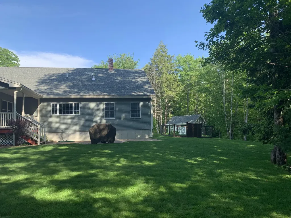 15 Upper Egypt Road Buxton ME 04093
