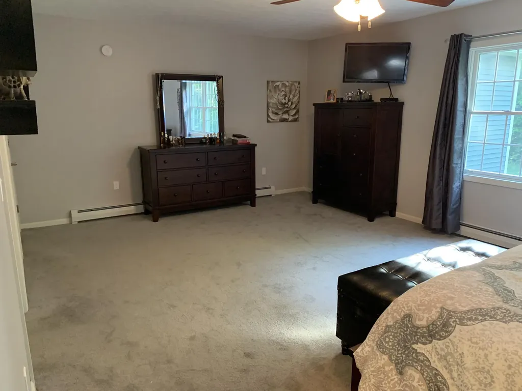 15 Upper Egypt Road Buxton ME 04093