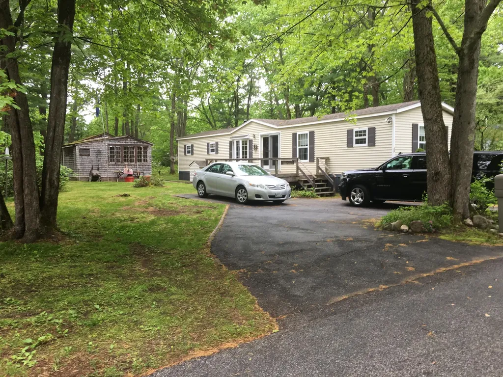 29 Charlie Loop Wells ME 04090