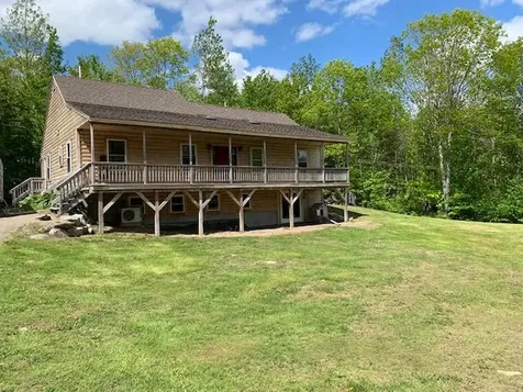 136 Waldoboro Road Washington ME 04574
