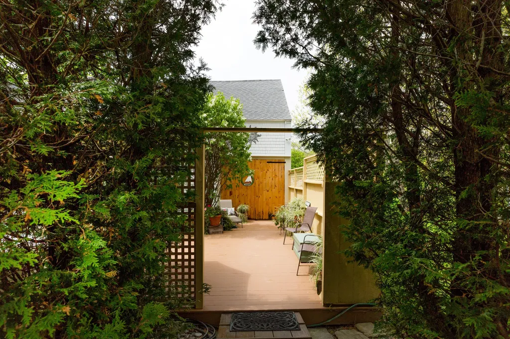 3 Hooper Street Wiscasset ME 04578