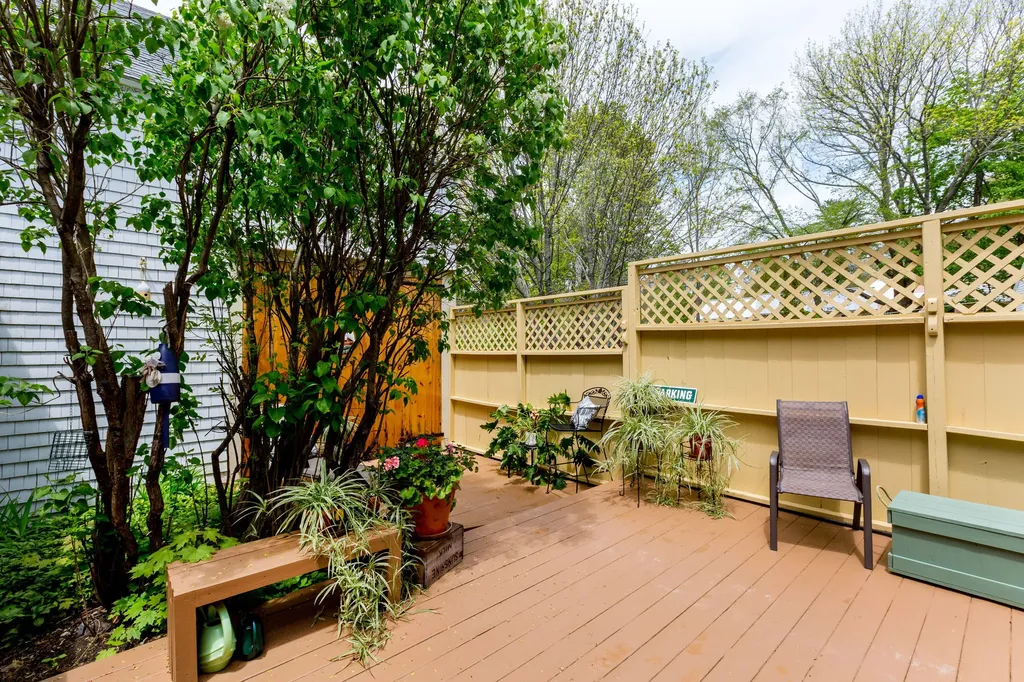 3 Hooper Street Wiscasset ME 04578