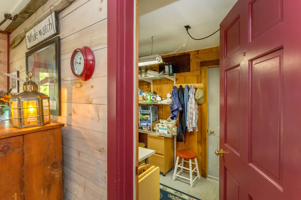 3 Hooper Street Wiscasset ME 04578