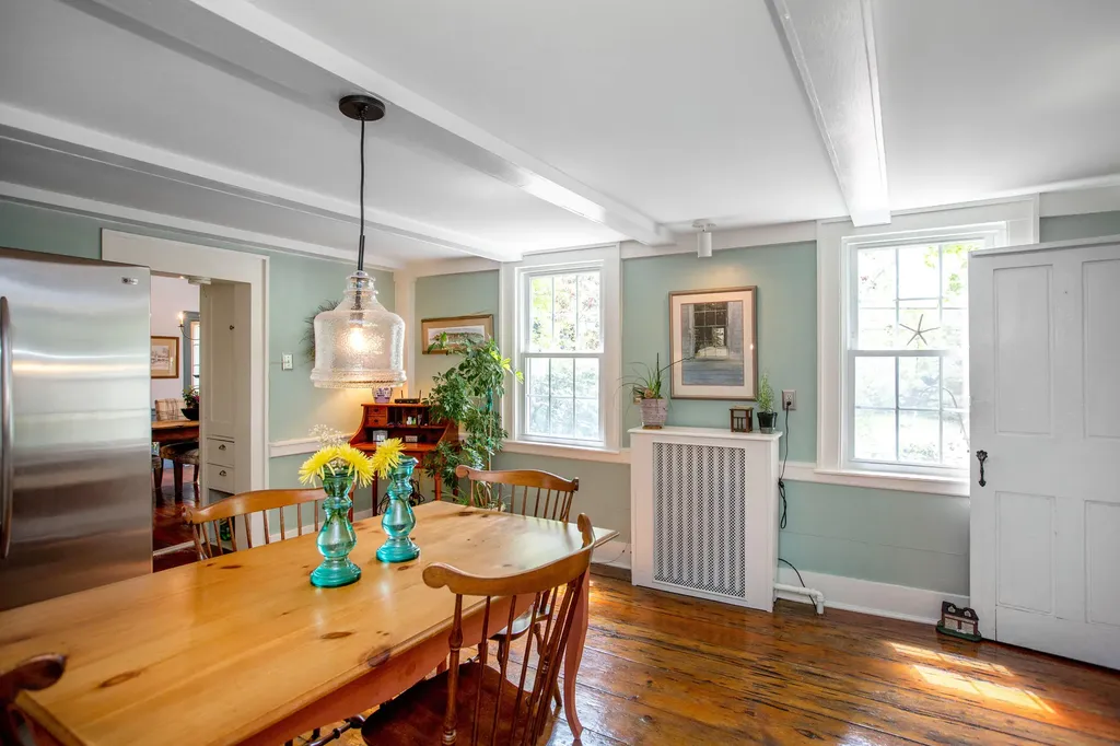 3 Hooper Street Wiscasset ME 04578