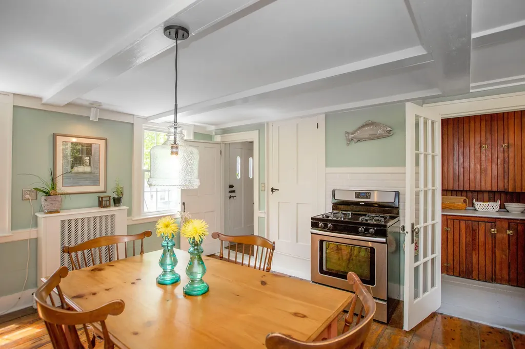 3 Hooper Street Wiscasset ME 04578