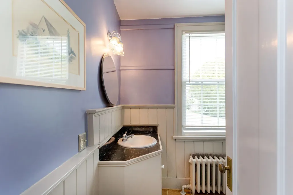 3 Hooper Street Wiscasset ME 04578
