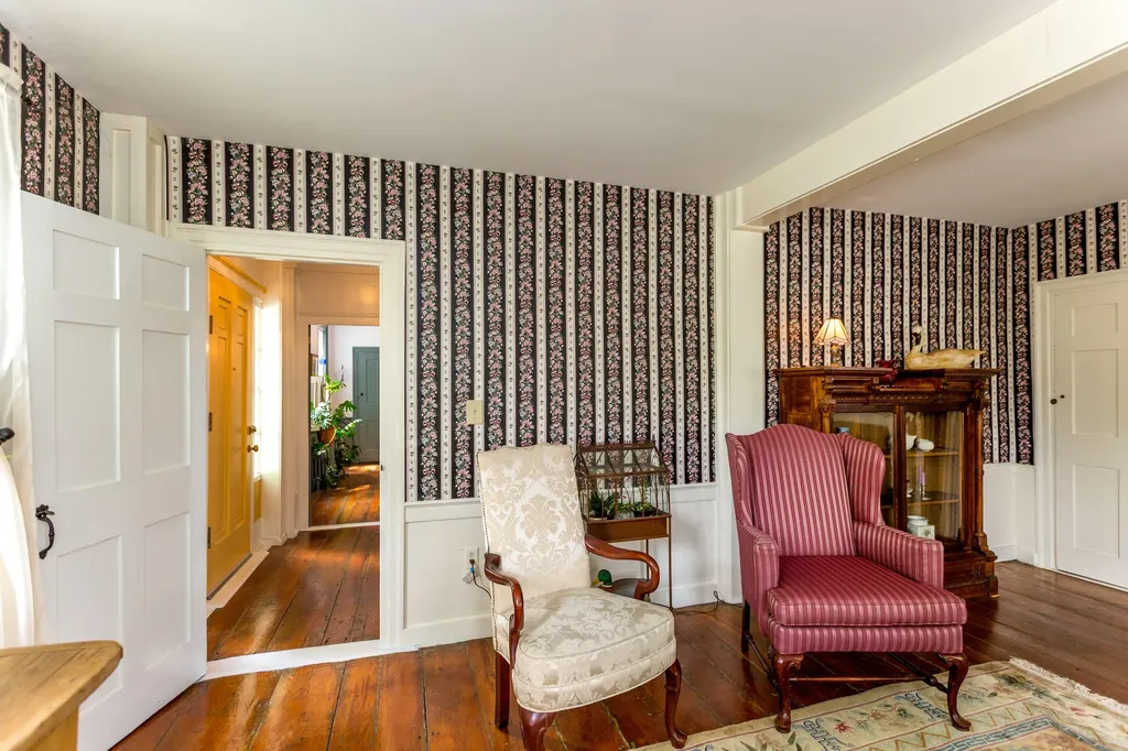 3 Hooper Street Wiscasset ME 04578
