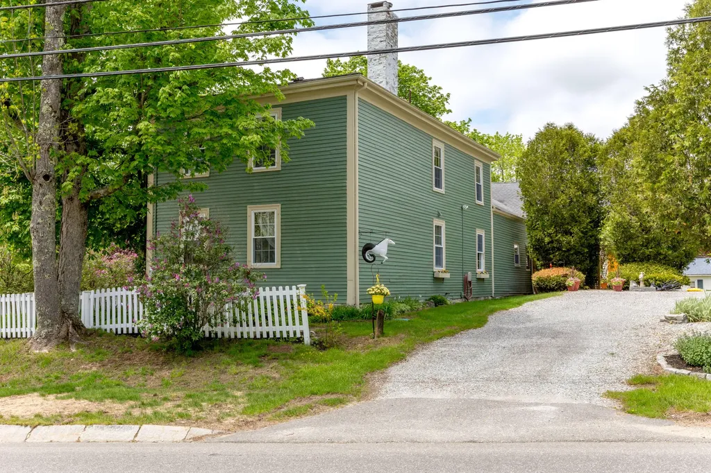 3 Hooper Street Wiscasset ME 04578