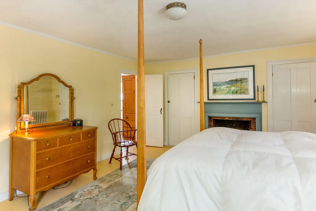 3 Hooper Street Wiscasset ME 04578