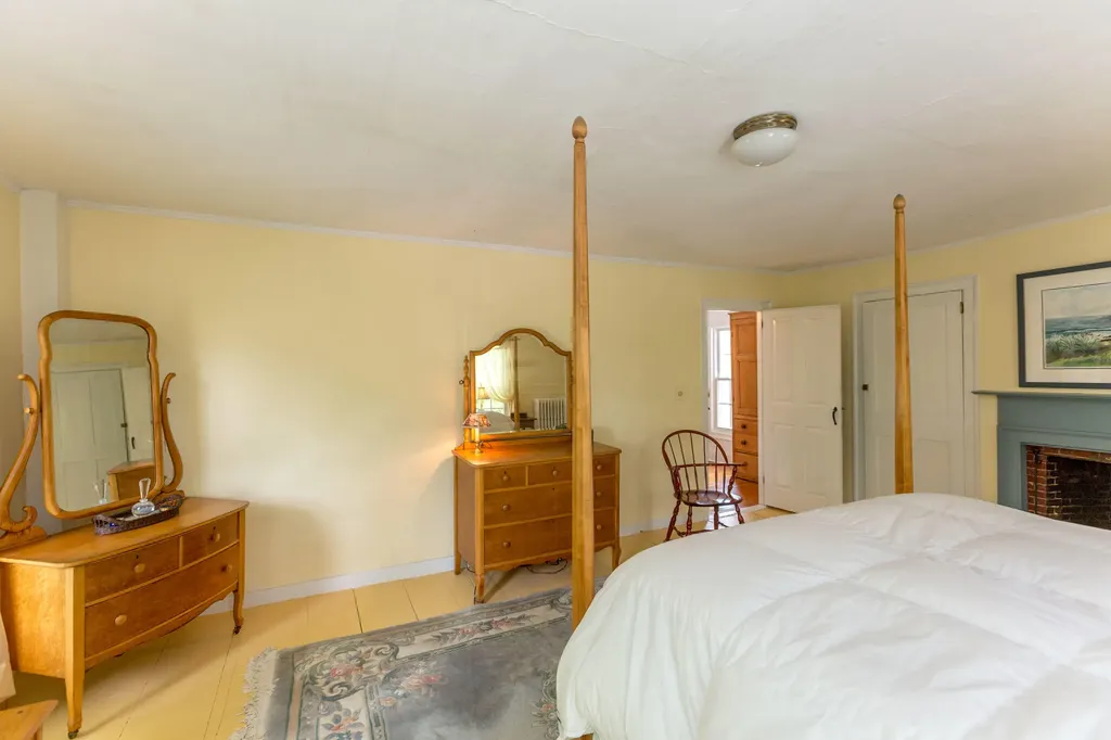 3 Hooper Street Wiscasset ME 04578