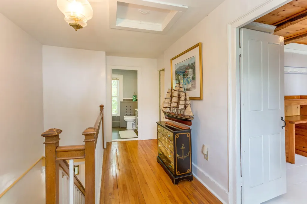 3 Hooper Street Wiscasset ME 04578