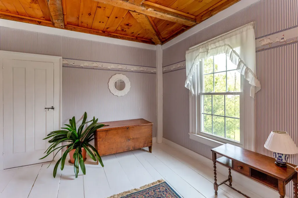 3 Hooper Street Wiscasset ME 04578
