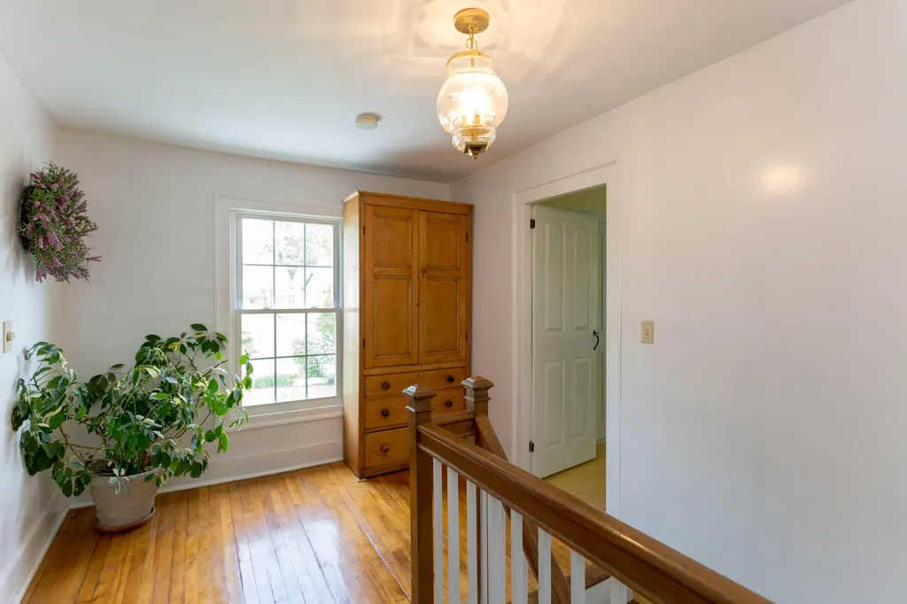 3 Hooper Street Wiscasset ME 04578