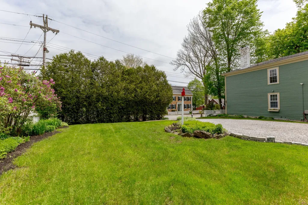 3 Hooper Street Wiscasset ME 04578