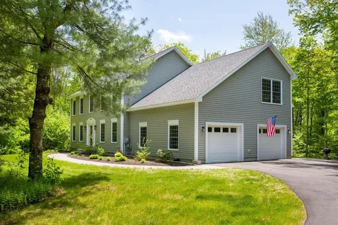 13 Dune Drive Freeport ME 04032