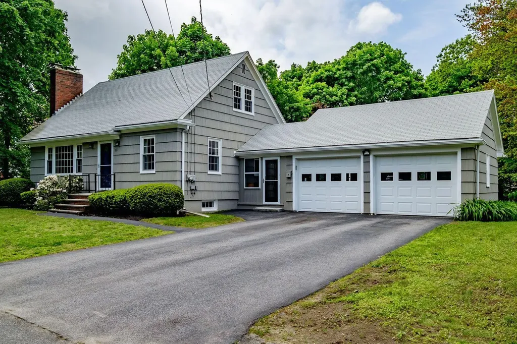 20 Curtis Road Portland ME 04103