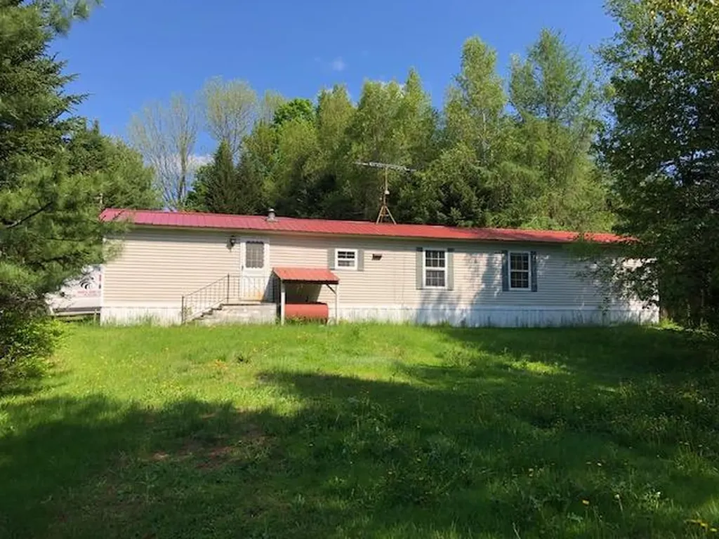 17 Longview Drive Norridgewock ME 04957