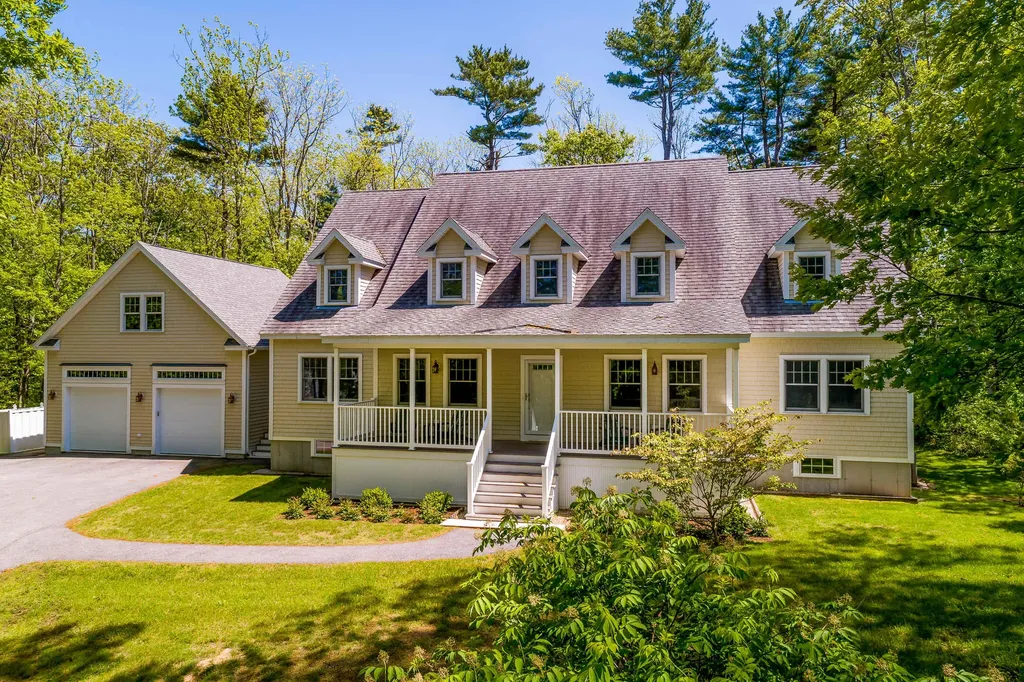 27 Sentry Hill Road York ME 03909