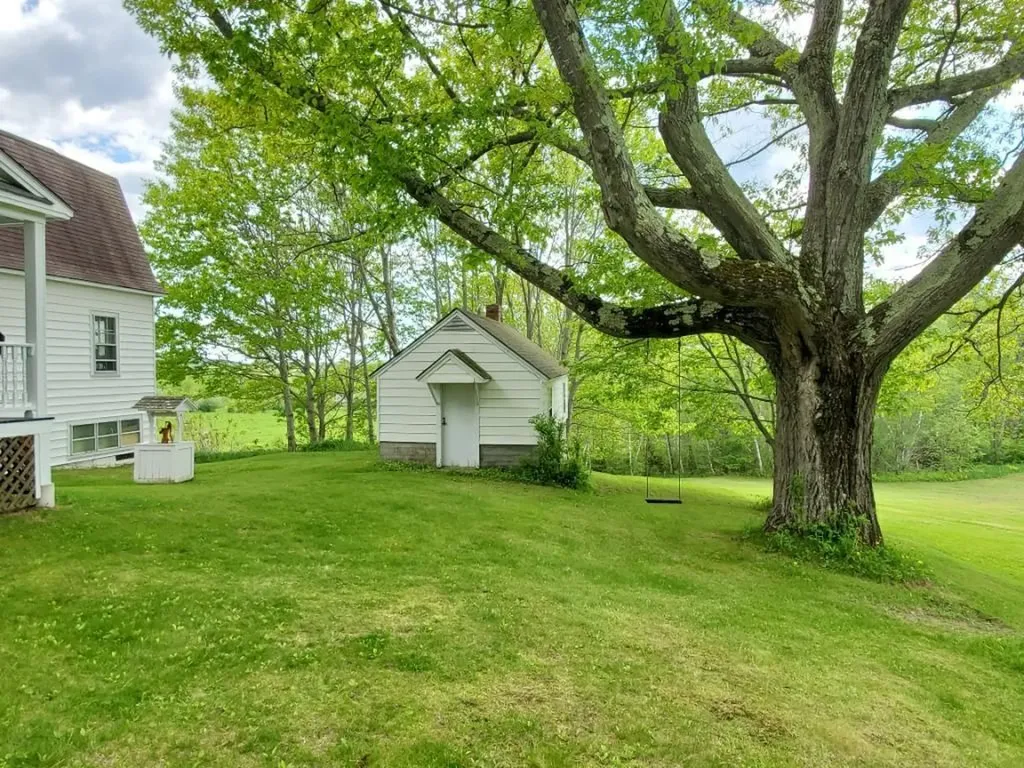 895 Farmington Falls Road Farmington ME 04938