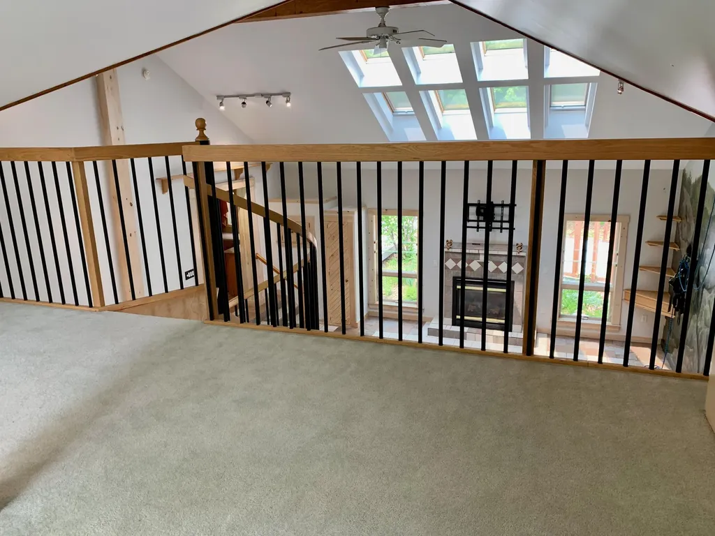 15 Cotton Lane Oxford ME 04270