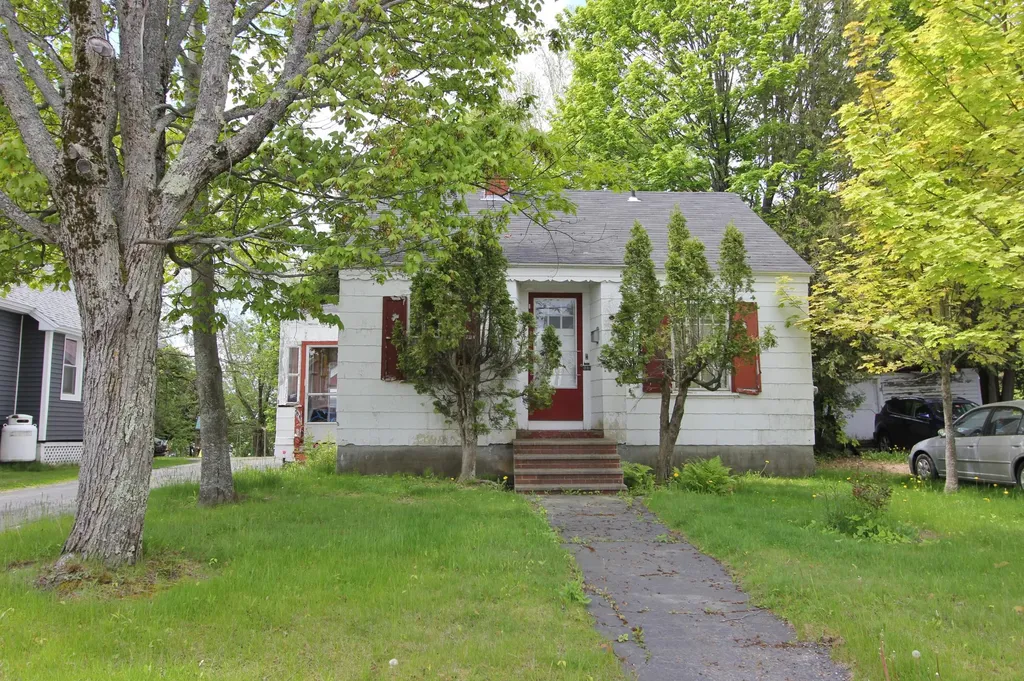 281 Wilson Street Brewer ME 04412