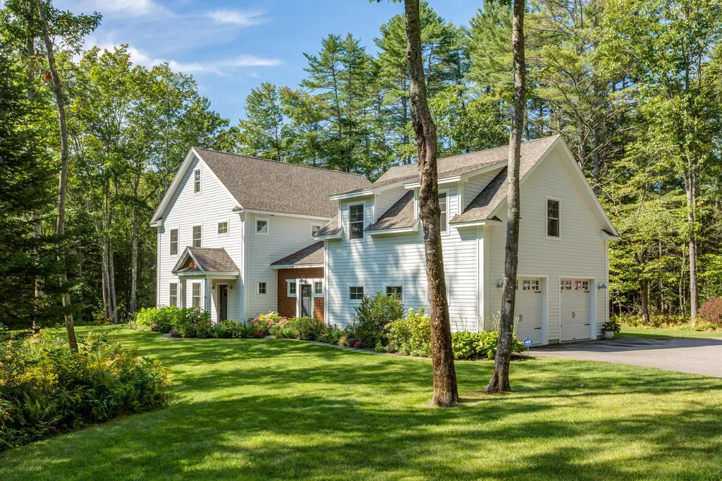 46 Dune Drive Freeport ME 04032