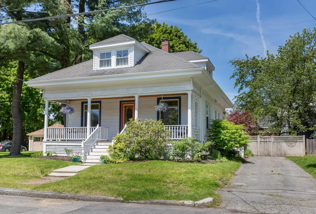 52 Runnells Street Portland ME 04103
