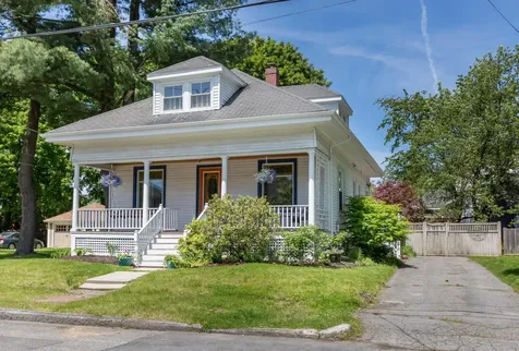 52 Runnells Street Portland ME 04103