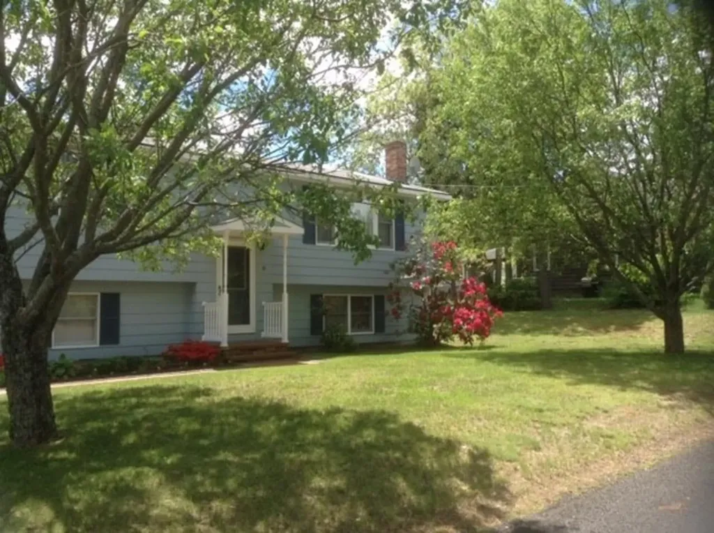 16 Milton Avenue Sanford ME 04073