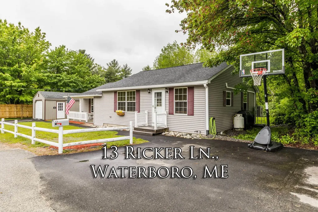 13 Ricker Lane Waterboro ME 04087