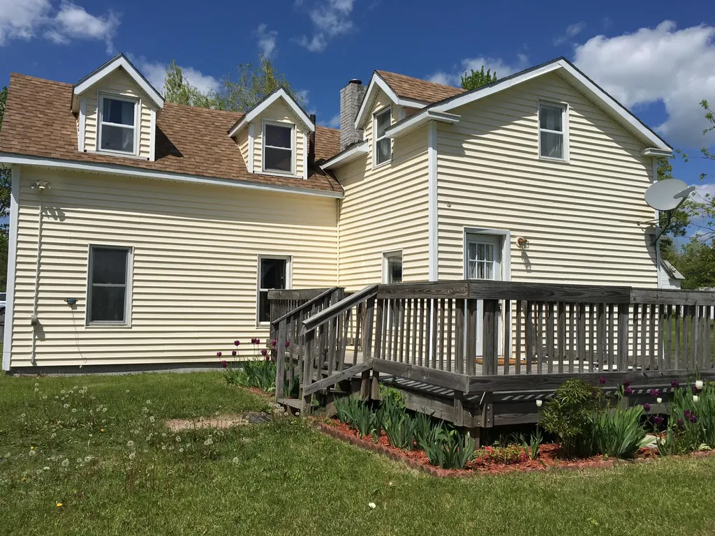 107 Third Street Pittsfield ME 04967