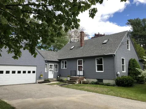 7 Scott Avenue Brunswick ME 04011