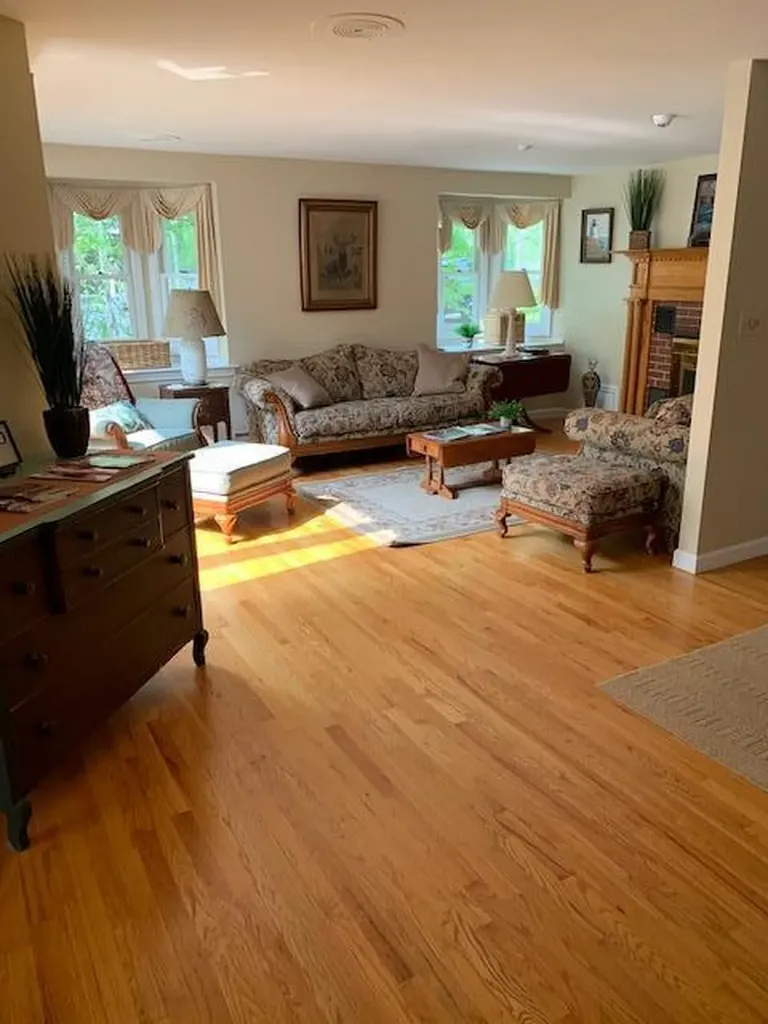 27 Swans Road Raymond ME 04071