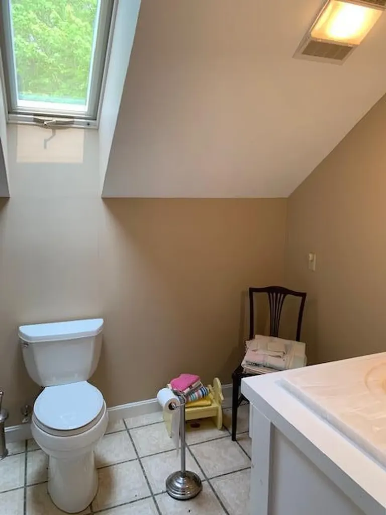 27 Swans Road Raymond ME 04071