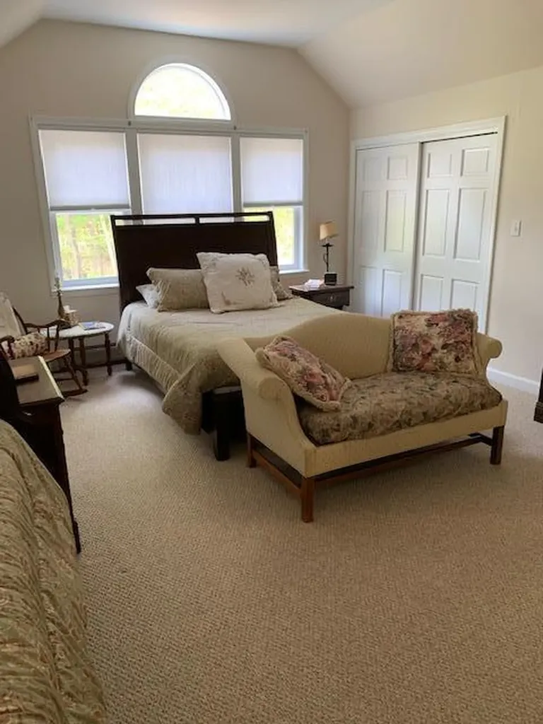 27 Swans Road Raymond ME 04071