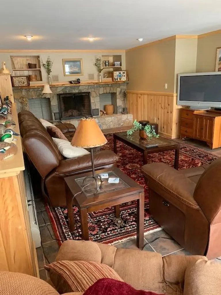 27 Swans Road Raymond ME 04071