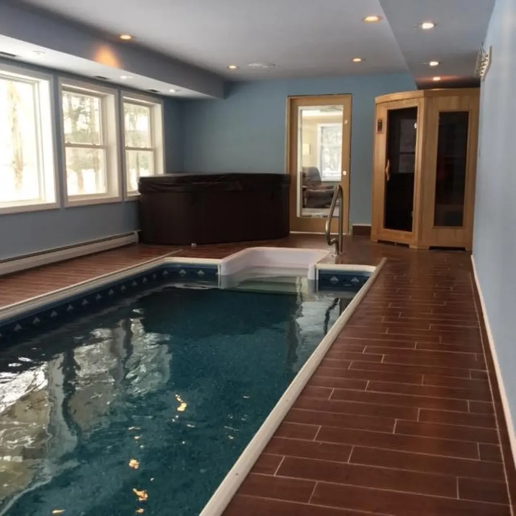 27 Swans Road Raymond ME 04071